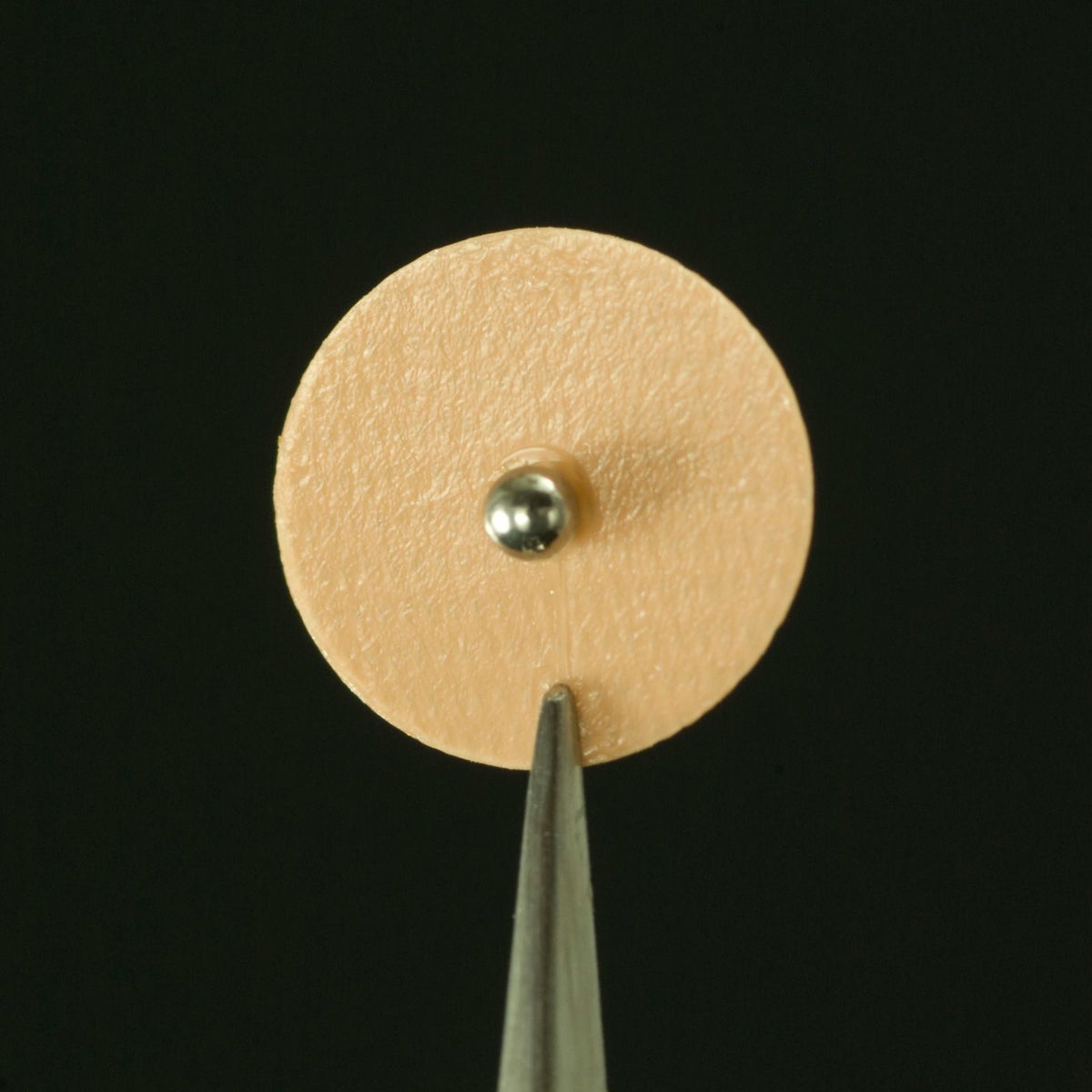 300粒   マグレインN（肌色）銀色粒